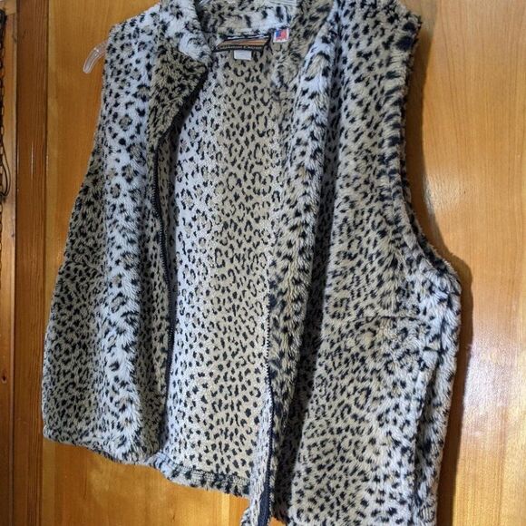 COBBLESTONE CANYON - MADE IN USA - LEOPARD VEST XXL - Picture 4 of 6